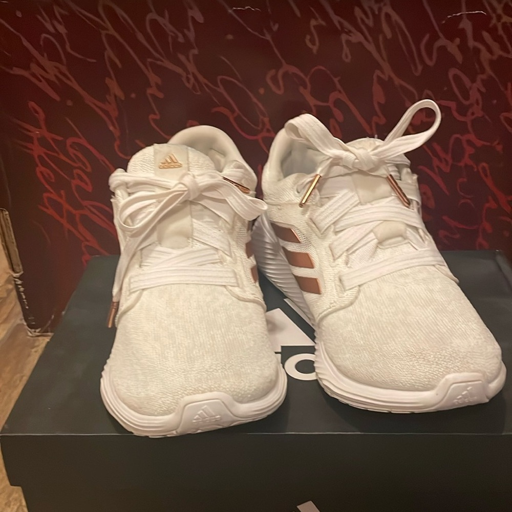 Women Adidas Edge lux 3